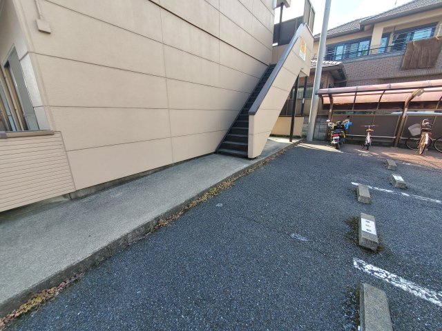 クリエイトハイツのエントランス