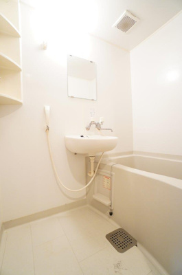 【浴室】 | サザンクロス | ※同物件・同タイプの写真です。