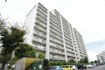 【外観】 | 入間ビレッジ8号棟 | 総戸数133戸の大規模マンション！14階部分、南東向きにつき陽当り・眺望良好です♪