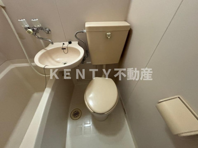 【トイレ】 | ベルハイツB棟 | コンパクトで使いやすいトイレです