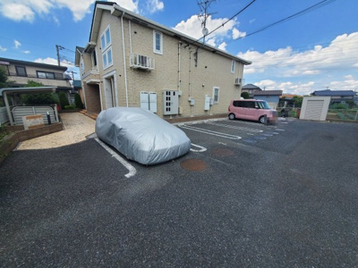 【駐車場】 | ブリーゼ・カーサ | カースペースがあります