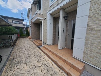 【エントランス】 | ブリーゼ・カーサ