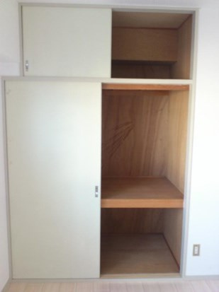 高杉雅ハイツの収納