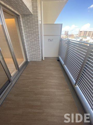 【バルコニー】