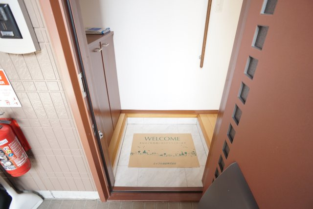 ランジェ御殿山の玄関