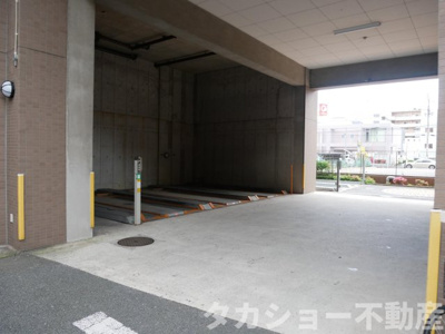 【駐車場】 | ダイアパレス京葉蘇我Ⅲ | 駐車場に車を止められます