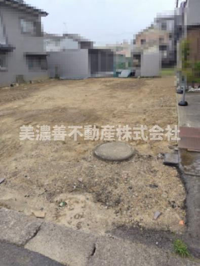 ６３３５０　岐阜市長良子正賀土地の外観