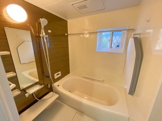 【浴室】 | 近江八幡市川原町1丁目　中古戸建