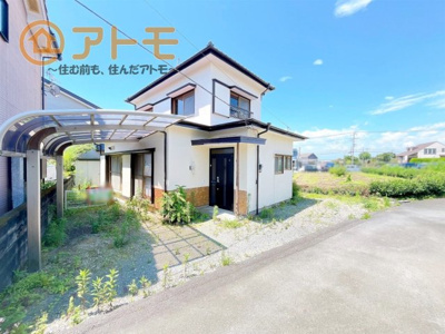 【駐車場】 | 富士市大淵　中古戸建て　全1棟 | 駐車場にカーポート付き！