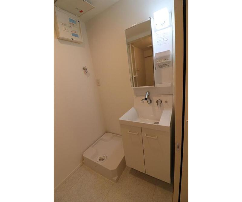 grass courtの洗面所