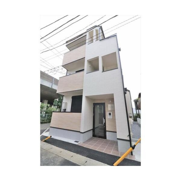 grass courtのエントランス