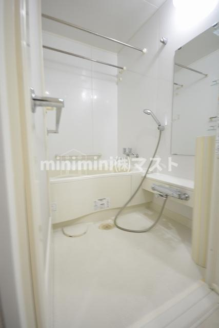 プレジール靭公園の浴室