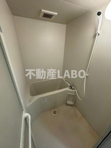 ハクユウ元町の玄関