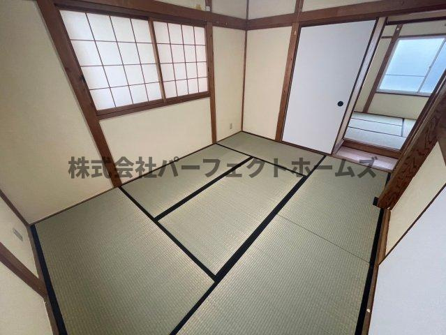 野村元町戸建　賃貸の和室|和室があれば客間としても活用できます