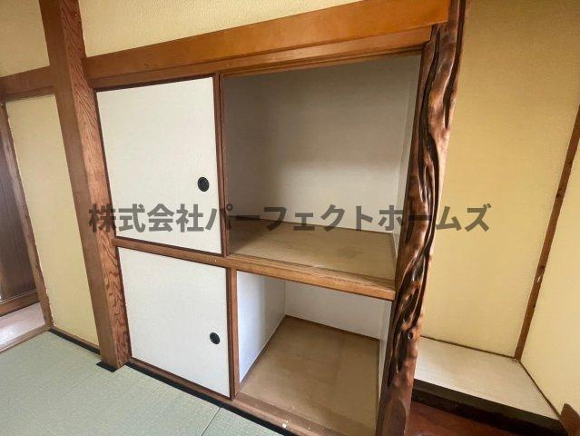 野村元町戸建　賃貸の収納|こまごまとしたものを収納できそうですね
