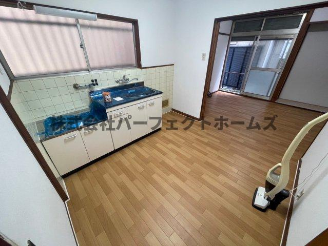 野村元町戸建　賃貸の居間・リビング|居間です