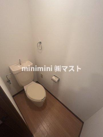 リーガル弁天町のトイレ