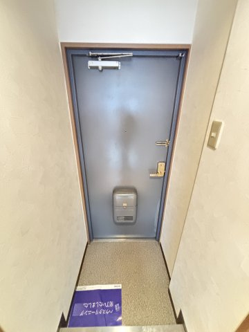 【玄関】