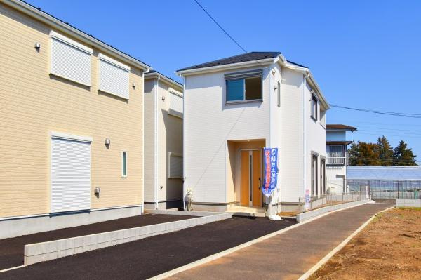 横浜市保土ケ谷区東川島町の新築一戸建の前面道路含む現地写真|周辺環境も合わせてご案内させて頂きます！
お気軽にお問い合わせ下さい！