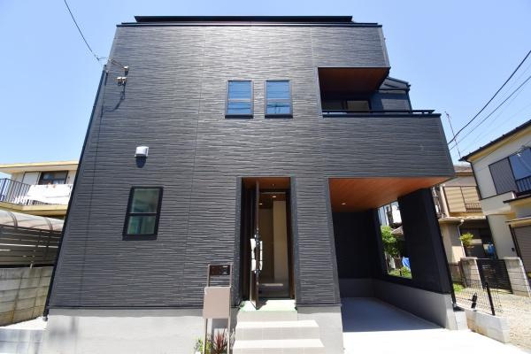 川崎市幸区北加瀬３丁目の新築一戸建の外観|堂々と完成しました！いつでもご案内可能です！
お車でご自宅まで送迎承ります。