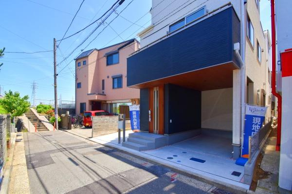 横浜市鶴見区上末吉５丁目の新築一戸建の前面道路含む現地写真|周辺環境も合わせてご案内させて頂きます！
お気軽にお問い合わせ下さい！