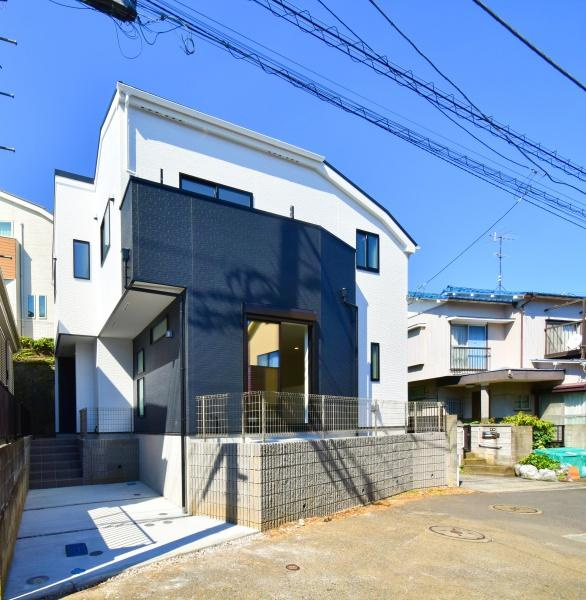 横浜市神奈川区二本榎の新築一戸建の前面道路含む現地写真|周辺環境も合わせてご案内させて頂きます！
お気軽にお問い合わせ下さい！