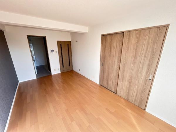 【居間・リビング】 | フロレスタミオ山田池公園