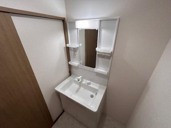 【独立洗面台】 | フロレスタミオ山田池公園