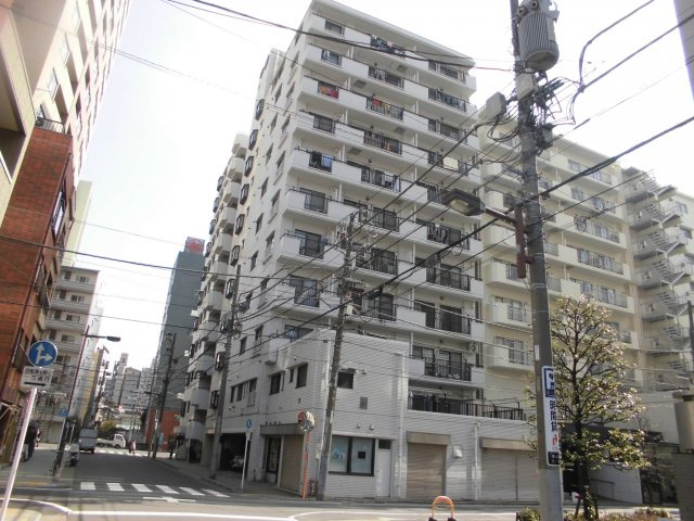 ライオンズプラザ町屋の外観