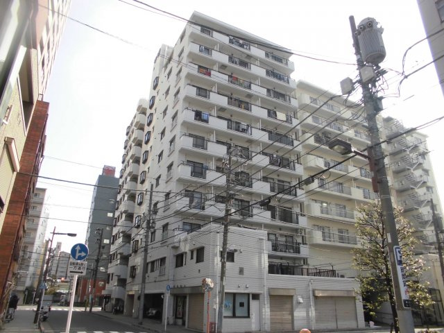 ライオンズプラザ町屋の外観