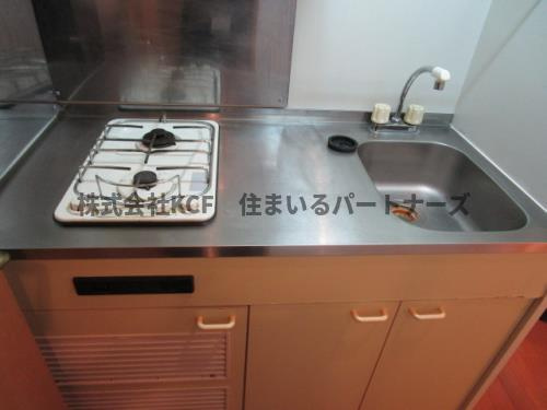 リブレア宮ノ陣A棟のキッチン|コンパクトなキッチンで掃除もラクラク
