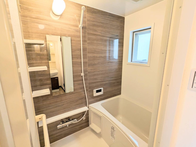 【浴室】 | イスズハイツベル苦楽園P-1