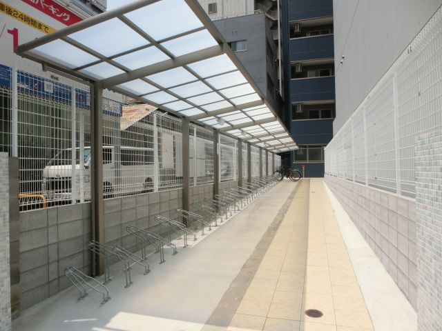 みおつくし東なんばの駐車場