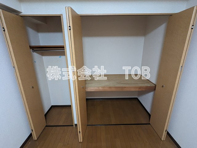 【収納】 | エコーヒルズ神代 | 洋室6.5帖　収納※クリーニング中の撮影※