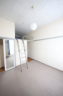 【内装】 | リヴェール鴻巣 | ※同タイプの別の部屋の写真です。