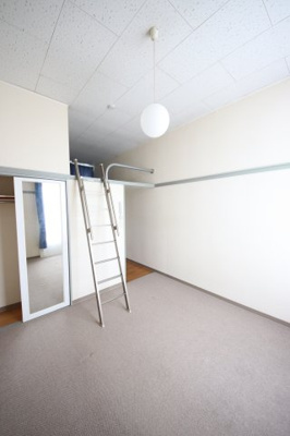 【内装】 | リヴェール鴻巣 | ※同タイプの別の部屋の写真です。