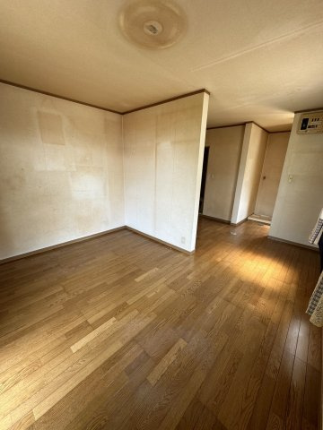 【居間・リビング】 | リバーサイドワン