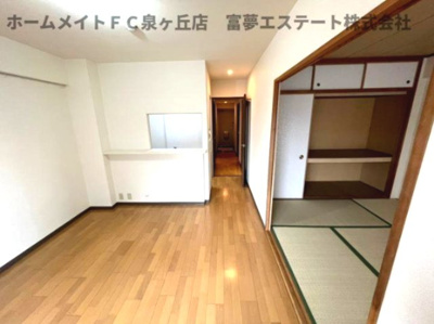 【居間・リビング】 | フェリーチェ和泉 | ※イメージ　同物件別号室の写真