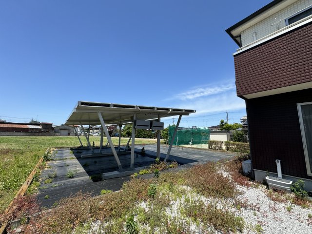 ‐三丁目不動産-　深谷市人見　平成27年築の外観