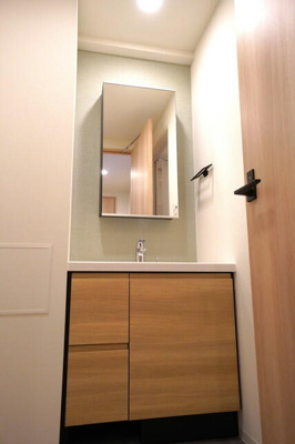 【独立洗面台】 | Ｊ．ＧＲＡＮ　Ｃｏｕｒｔ　品川西大井ＥＡＳＴ | ※写真は同タイプ住戸です。