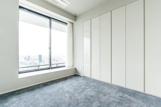 Brillia Tower 堂島（ブリリアタワー堂島）の寝室
