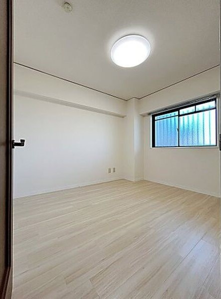 シャンポール葵の寝室