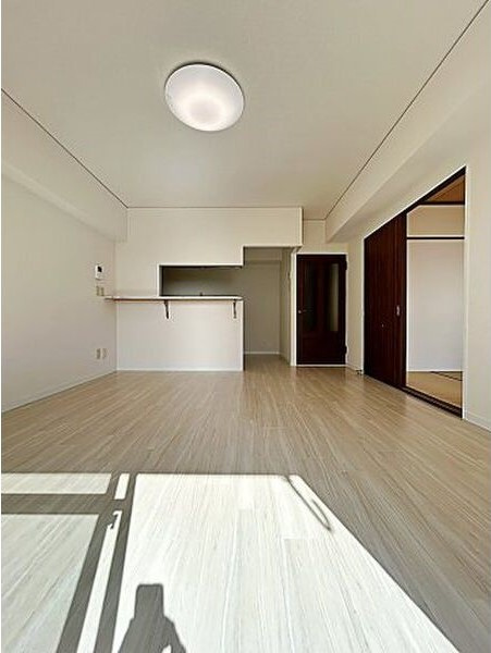 シャンポール葵の居間・リビング