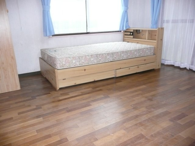 ホワイトレヂデンスの内装|ベッド備付