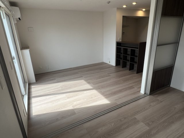 【居間・リビング】 | エレナ本山