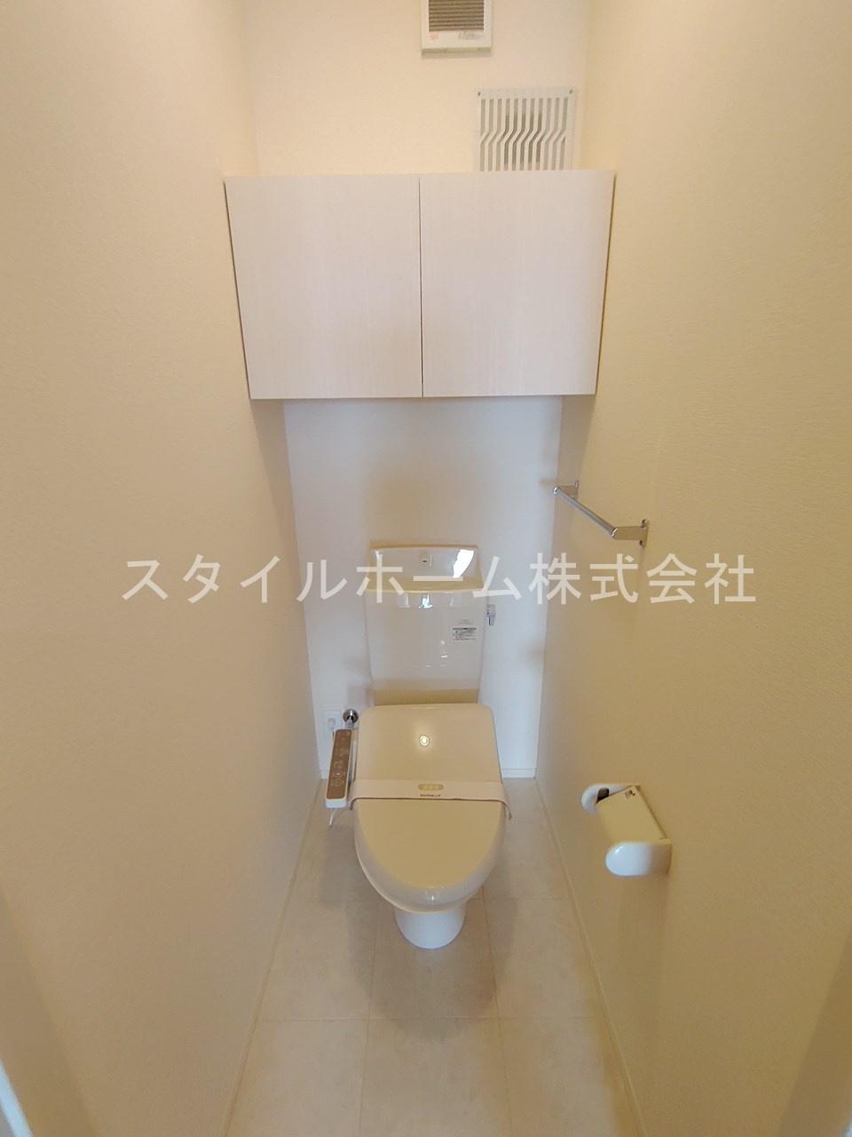 ヴィルヌーブ野路のトイレ|別部屋写真です。