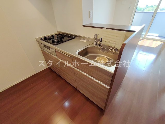 ヴィルヌーブ野路のキッチン|別部屋写真です。