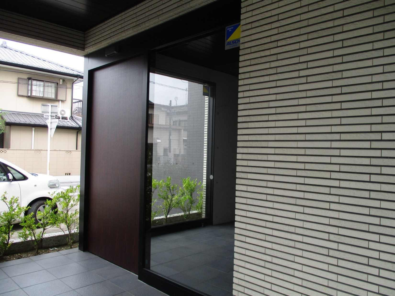 ユング城山のエントランス