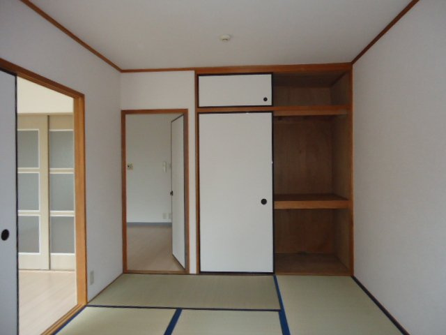 ＭＦ辻ヶ鼻の収納|押入