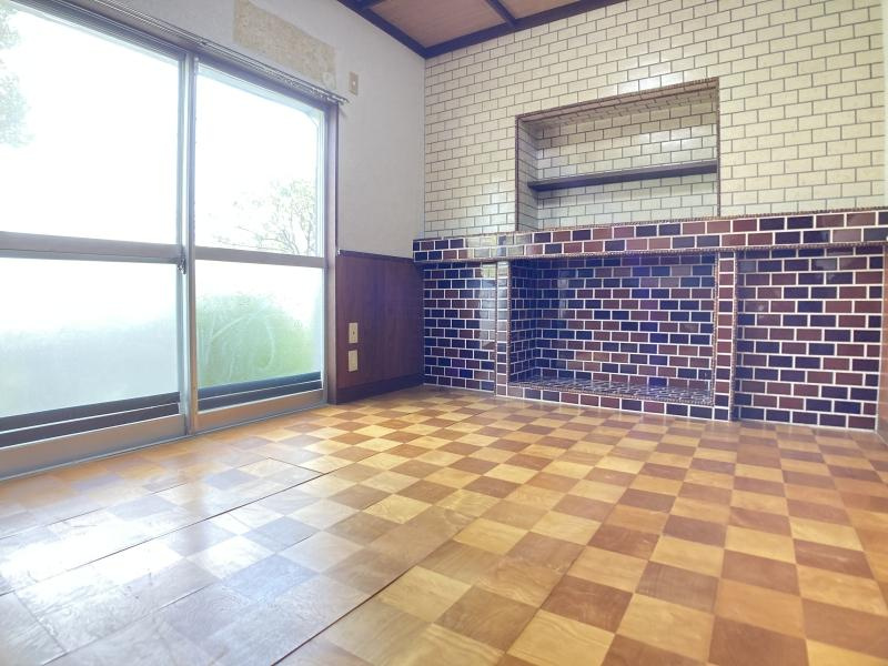 南星台３丁目　中古一戸建ての洋室|洋室６帖
■物件内覧・資金計画相談・住宅ローン相談、リフォーム相談、お問合せ受付中■
※当日・翌日のご内覧、ご相談はお電話でのお問合せがスムーズです！